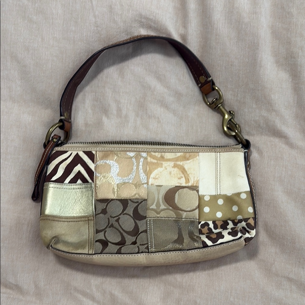 VINTAGE Y2K Coach Cream and Brown Shoulder Bag with Signature Monogram